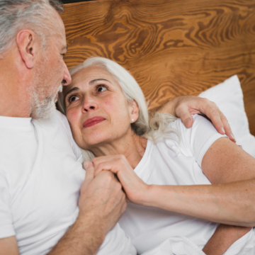 Sexo na terceira idade é saudável,  promove bem-estar e não deve ser um tabu