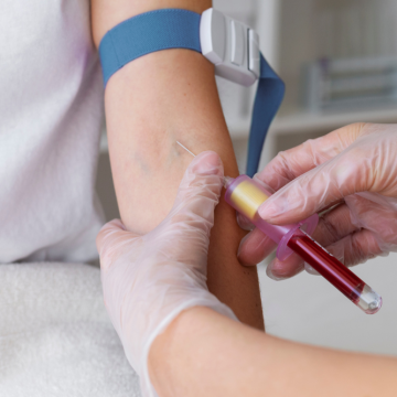 Doar sangue salva vidas.  Não existe qualquer composto que o substitua