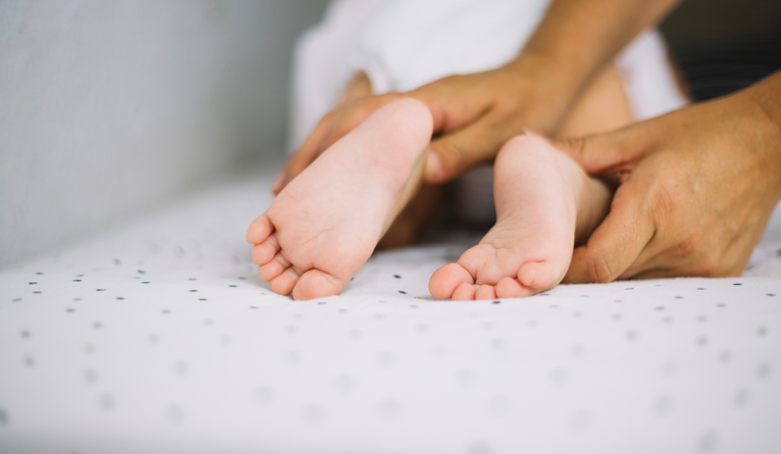 Teste do pezinho é fundamental para prevenir dezenas de condições de saúde